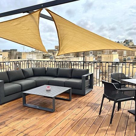 Florette Suite Designer Finish With Stunning Lounge Terrace By Arcobnb Floriana Esterno foto