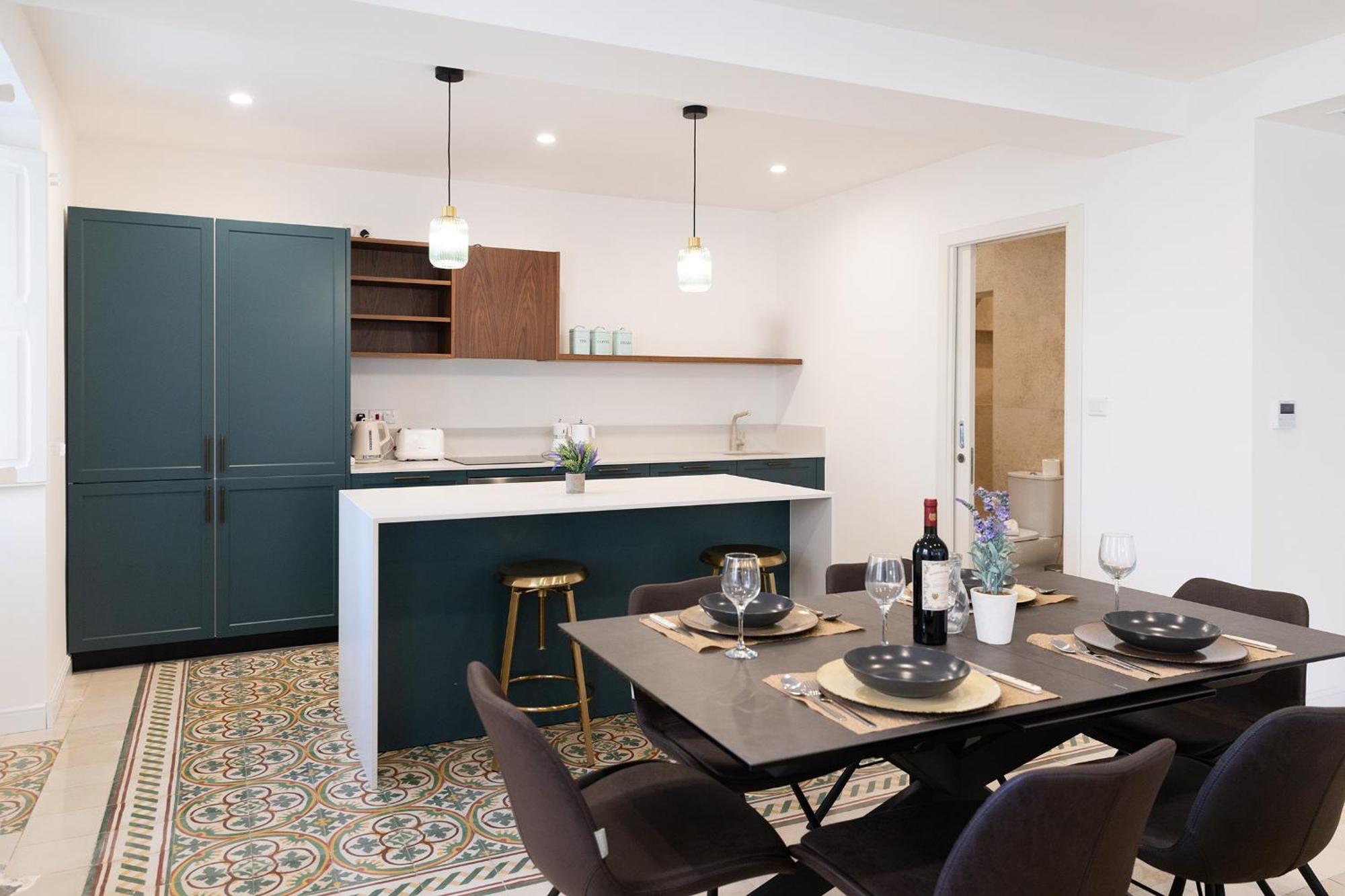 Florette Suite Designer Finish With Stunning Lounge Terrace By Arcobnb Floriana Esterno foto
